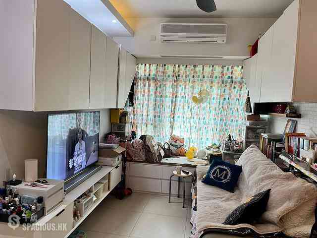 Hung Hom - Royal Peninsula Block 2 04