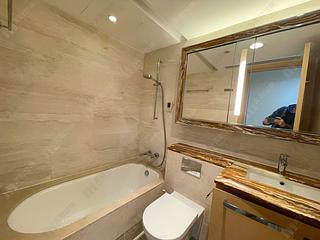 Pak Shek Kok - Providence Bay Phase 2 Providence Peak Block 3 05