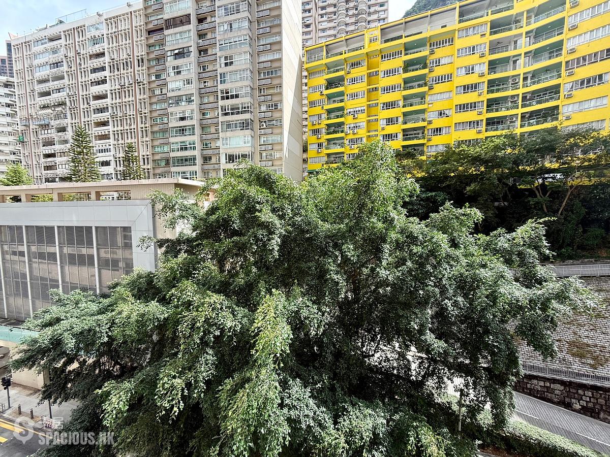Mid Levels Central - Cimbria Court 01