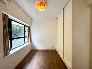 Mid Levels Central - Cimbria Court 07