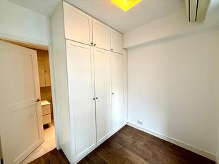 Mid Levels Central - Cimbria Court 11