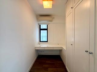 Mid Levels Central - Cimbria Court 13