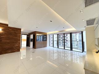 Mid Levels Central - Estoril Court Block 3 03