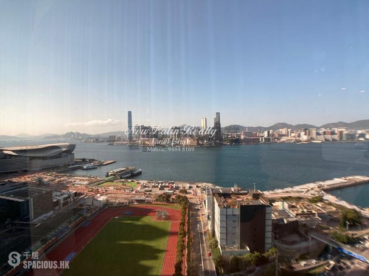 Wan Chai - The Sun's Group Centre 01