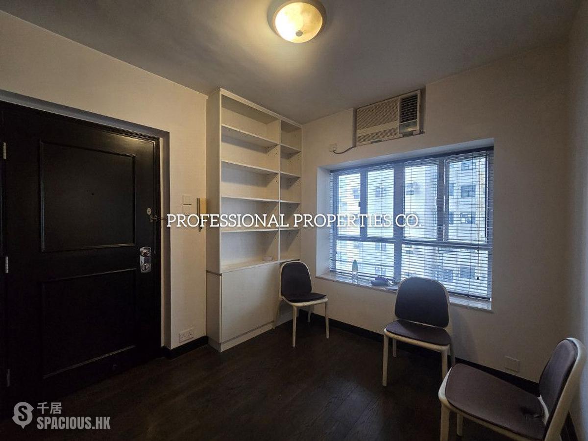 Mid Levels Central - Maxluck Court 01