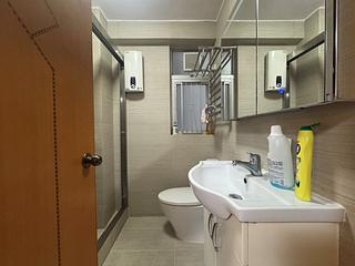 Wan Chai - Phoenix Court Block 2 06