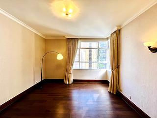 Mid Levels Central - Tregunter Block 2 04