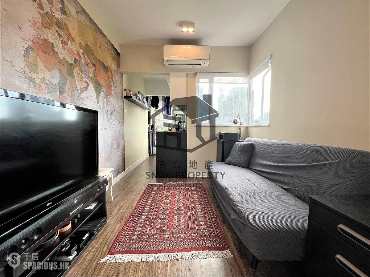 Sai Ying Pun - Comfort Court 01