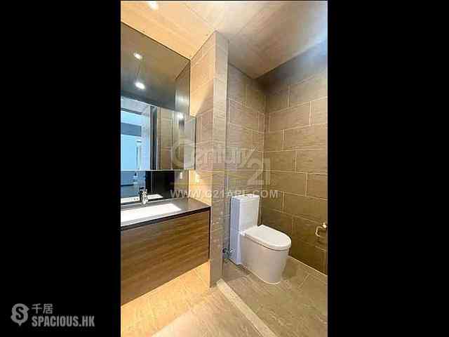 Repulse Bay - 7, South Bay Close 06
