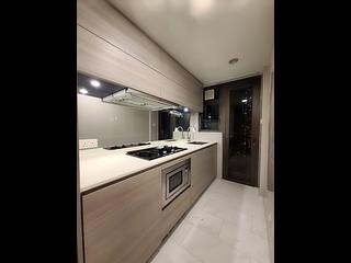 Tung Chung - The Visionary Tower 10 03