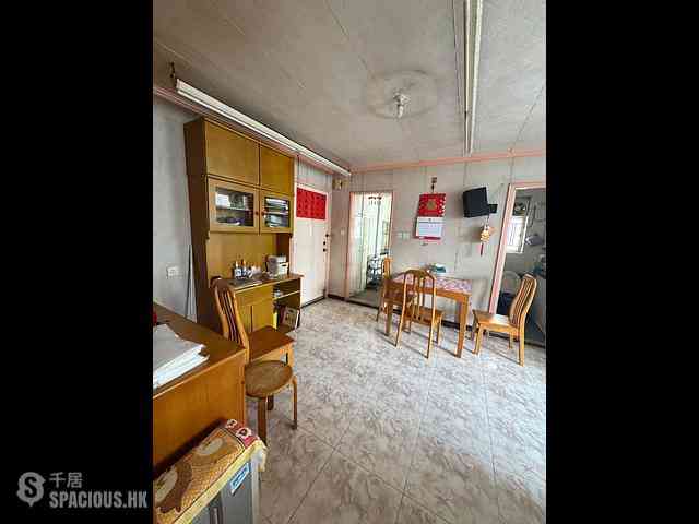 Tung Chung - Yu Tung Court Kai Tung House (Block D) 02
