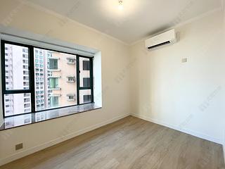 Mid Levels Central - Hillsborough Court Block 4 03