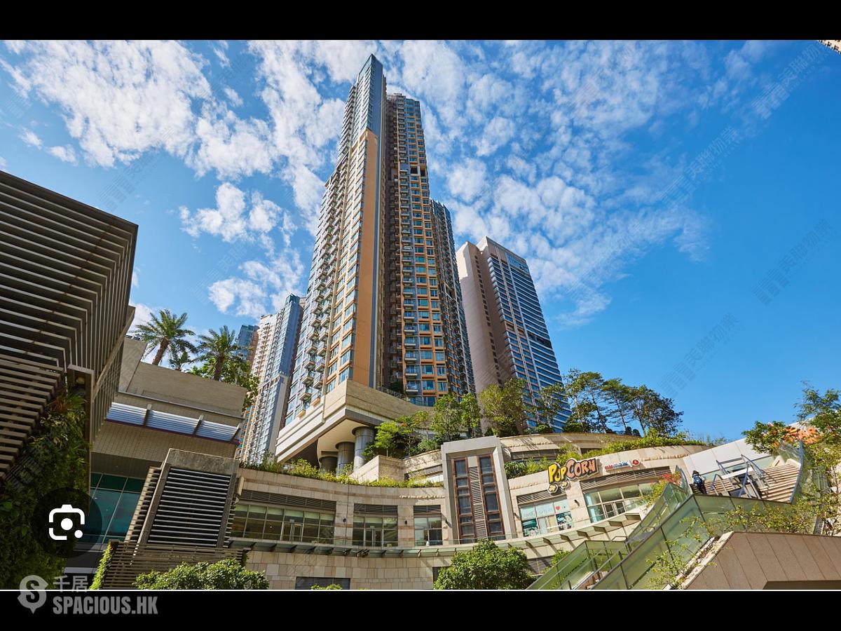 Tseung Kwan O - The Wings The Wings 01