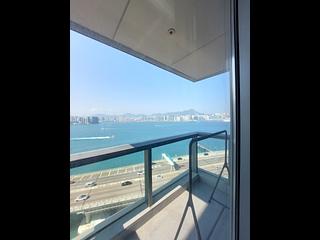 North Point - Victoria Harbour Phase 1B Tower 1 05
