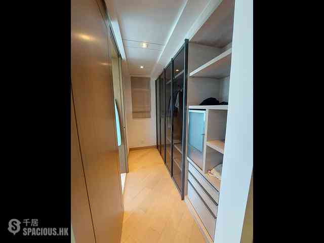 North Point - Victoria Harbour Phase 1B Tower 1 10
