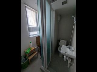 North Point - Victoria Harbour Phase 1B Tower 1 18