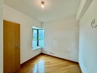 Tai Kok Tsui - Harbour Green Tower 3 07