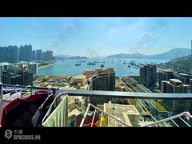 Tseung Kwan O - The Wings IIIB Block 1A 01