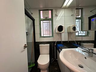 Wan Chai - Royal Court 10