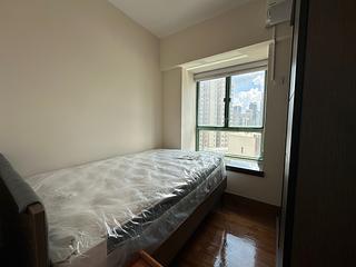 Wan Chai - Royal Court 11