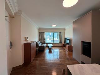 Wan Chai - Royal Court 13