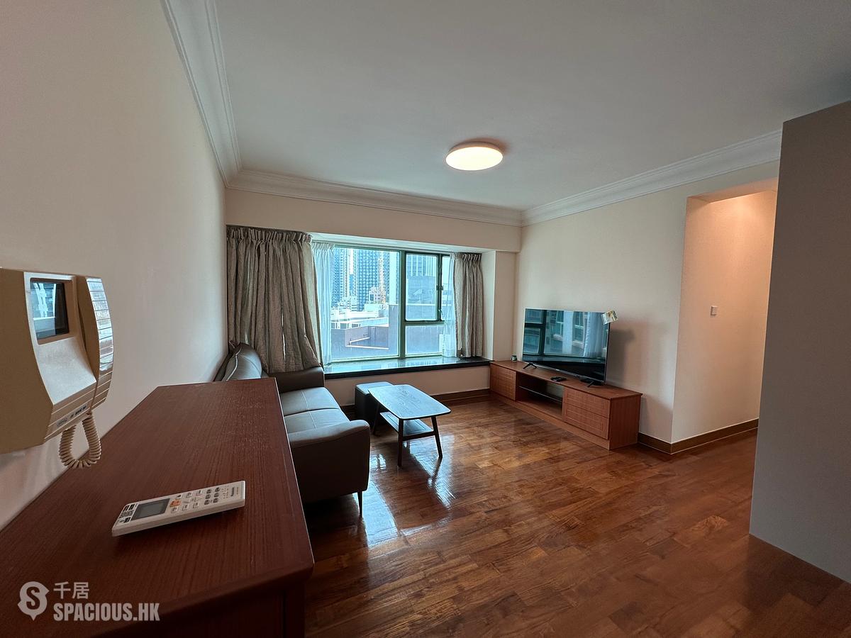 Wan Chai - Royal Court 01