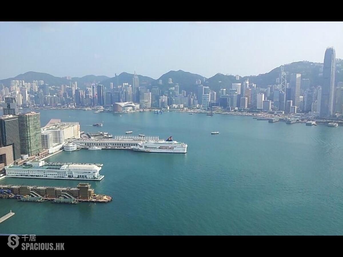 West Kowloon - The Arch Sun Tower (Block 1A) 01