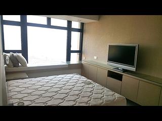 West Kowloon - The Arch Sun Tower (Block 1A) 05