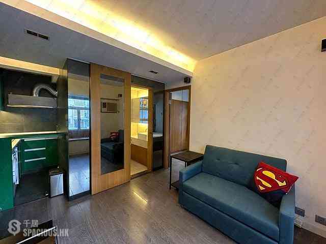 Sai Ying Pun - Hoi Sing Building 01