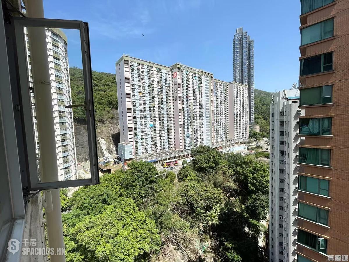 Tai Hang - Wun Sha Tower 01