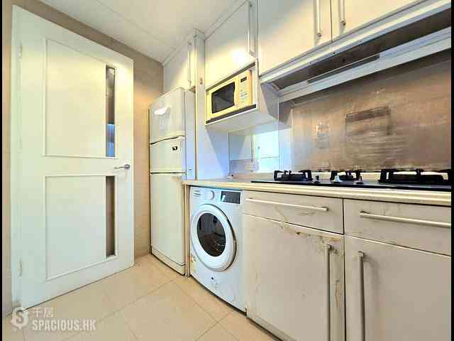 Tung Chung - Caribbean Coast Phase 2 Albany Cove 14