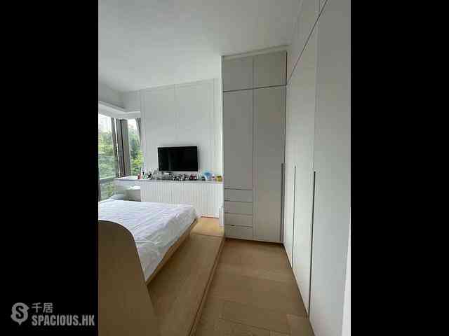 Ho Man Tin - Mantin Heights Block 10 01