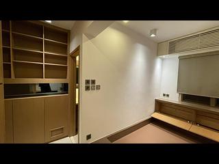 Sai Ying Pun - Golden Phoenix Court 06