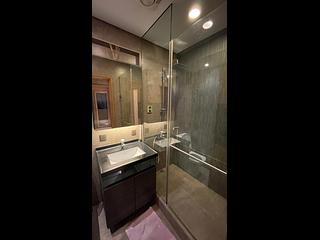Sai Ying Pun - Golden Phoenix Court 15