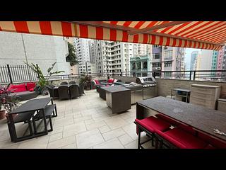Sai Ying Pun - Golden Phoenix Court 22