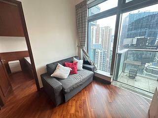 Wan Chai - The Avenue 02