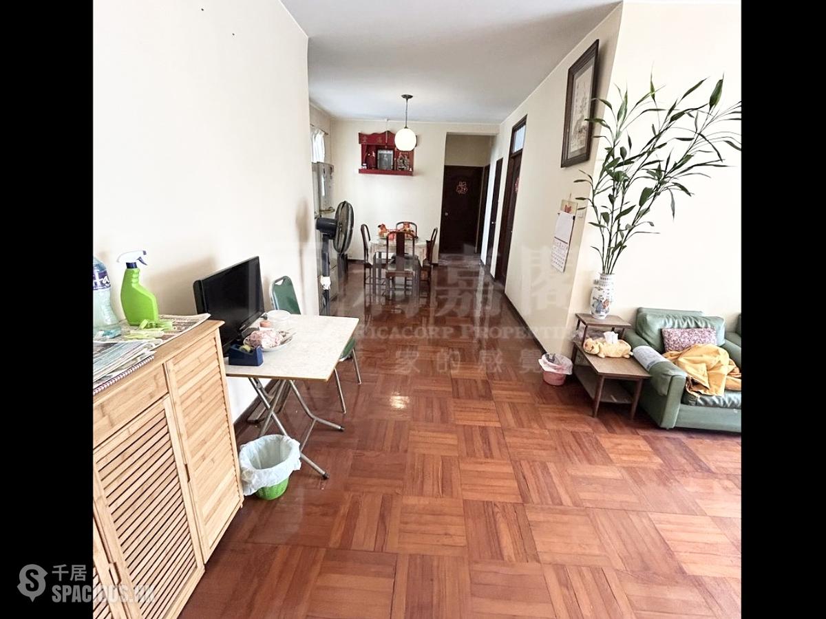 Quarry Bay - Ruby Court 01