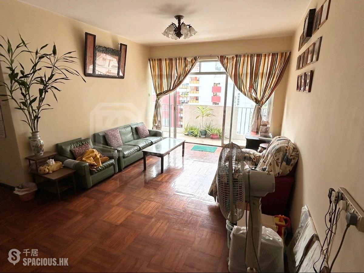 Quarry Bay - Ruby Court 01