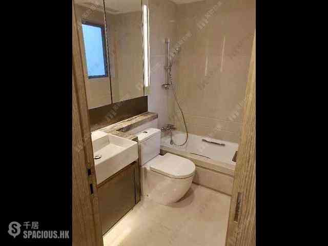 Tung Chung - Century Link Phase 2 Tower 1A 07