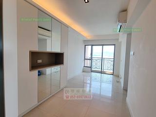 Kennedy Town - The Merton 02