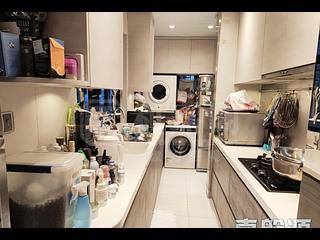 Braemar Hill - Evelyn Towers 05