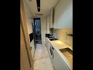Wan Chai - The Gloucester 17