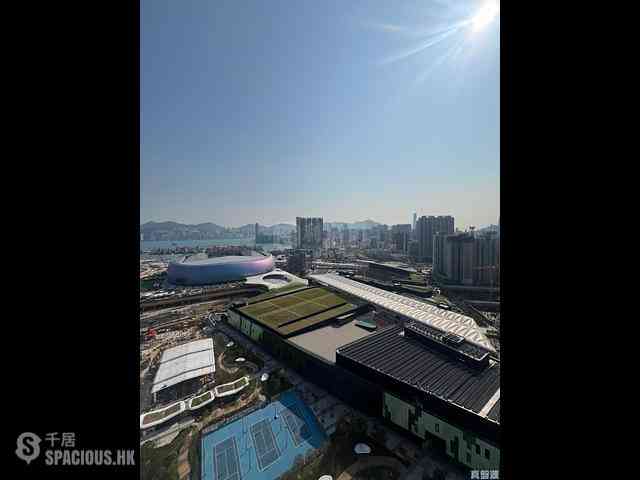 Kai Tak - The Henley 01