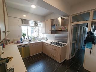 Mid Levels Central - Borrett Mansions 06