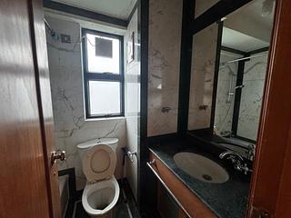 Yau Ma Tei - King'S Park Villa Block 7 03