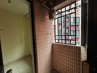 Yau Ma Tei - King'S Park Villa Block 7 08