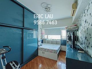 West Kowloon - Sorrento Phase 2 Block 1 03