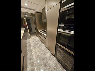 North Point - Victoria Harbour Phase 2B-3 07