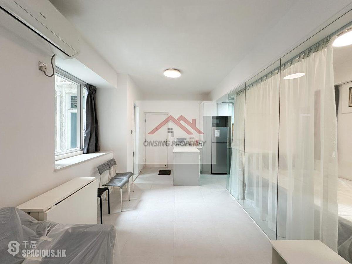 Mid Levels Central - Woodland Court 01