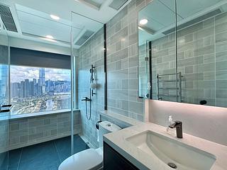 Tai Kok Tsui - Harbour Green Tower 2 15
